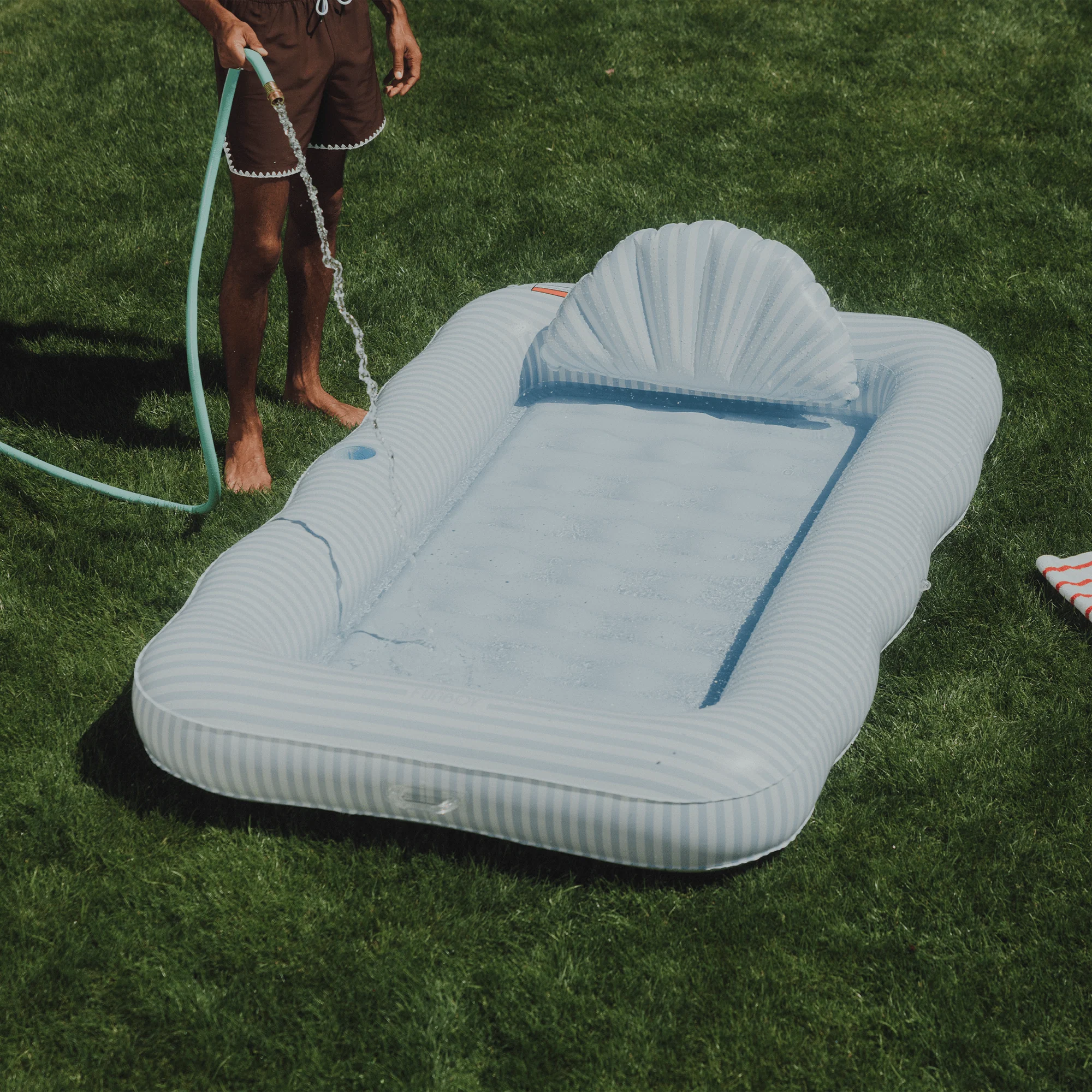 Tanning Pool Lounger - Image 5