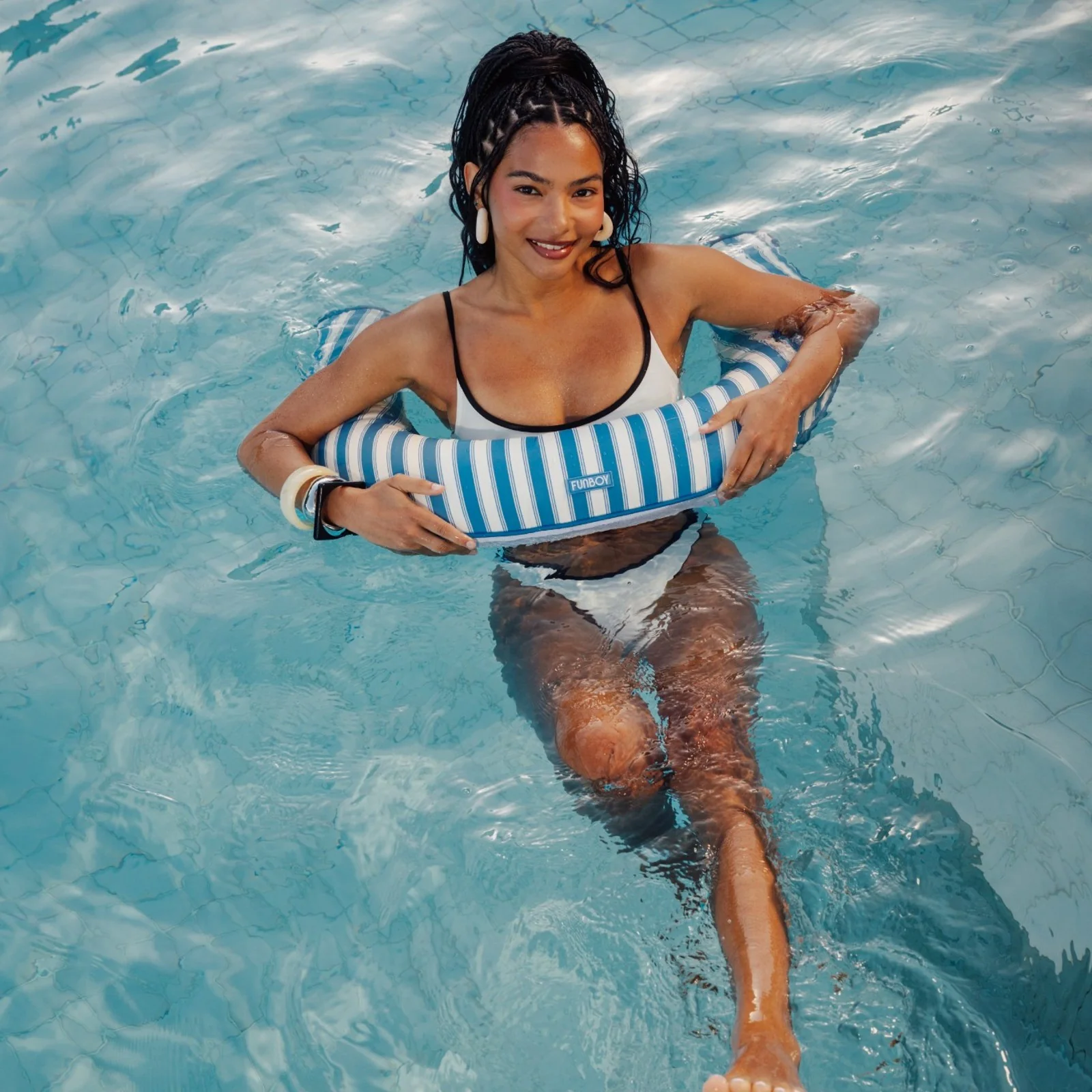 Fabric Noodle Float - Image 3
