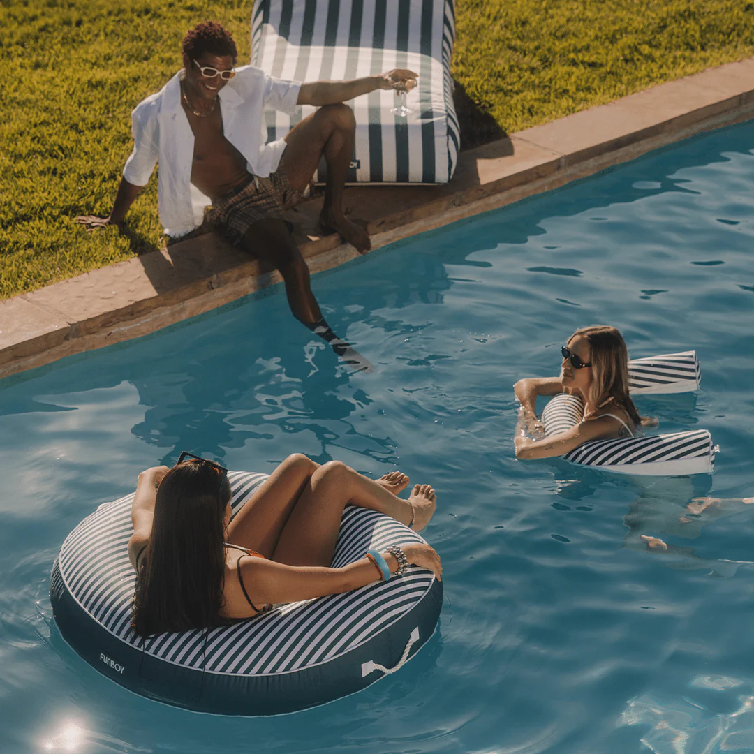 Fabric Noodle Float - Image 3