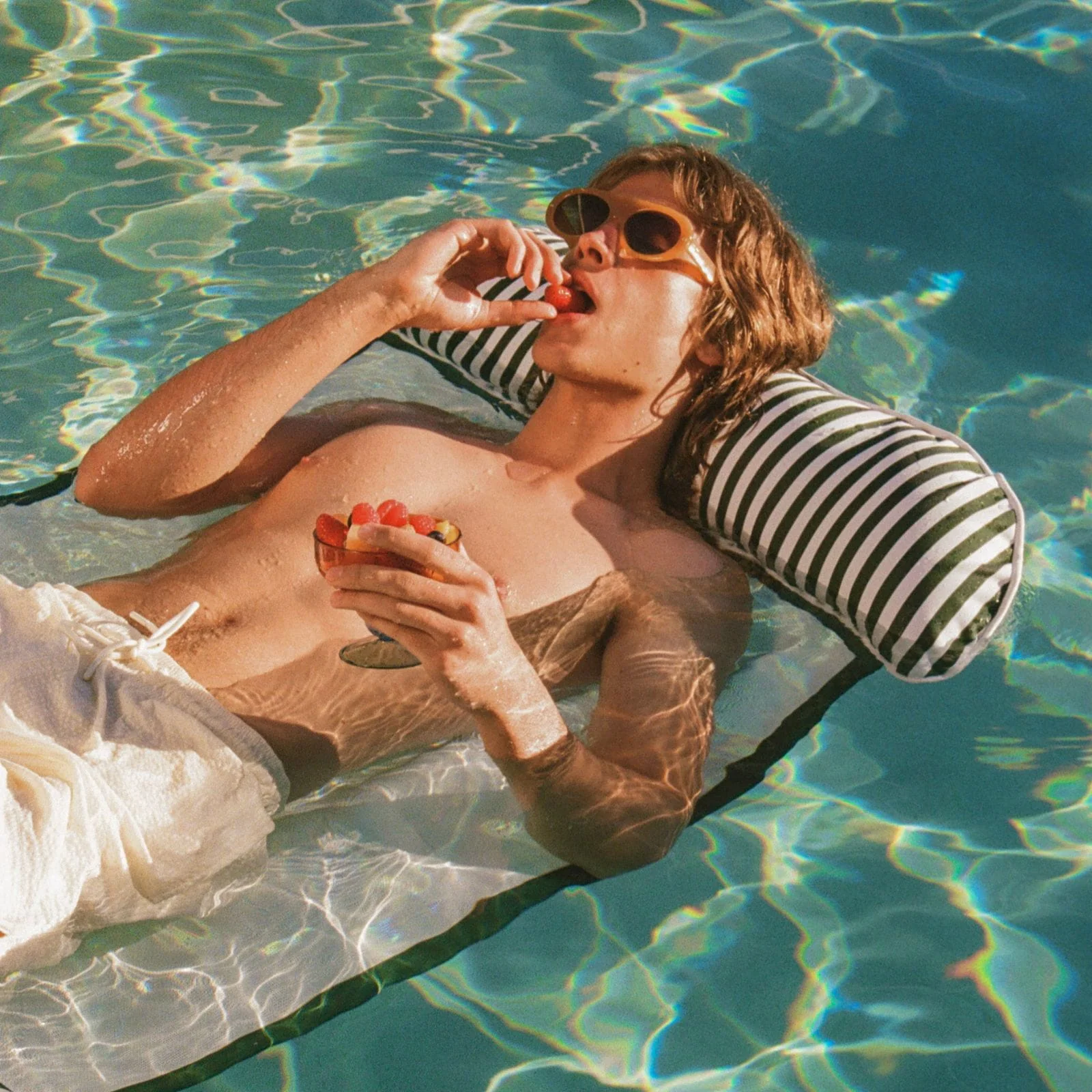 Fabric Pool Hammock - Image 4