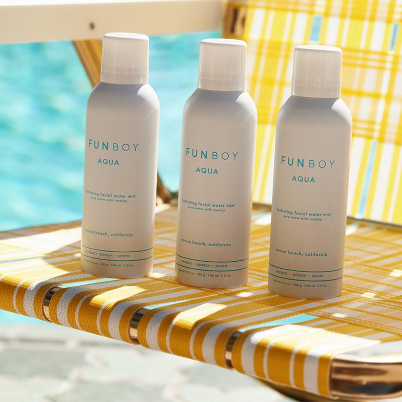 FUNBOY Aqua Hydrating Water Mist (3 Pack) - Image 3