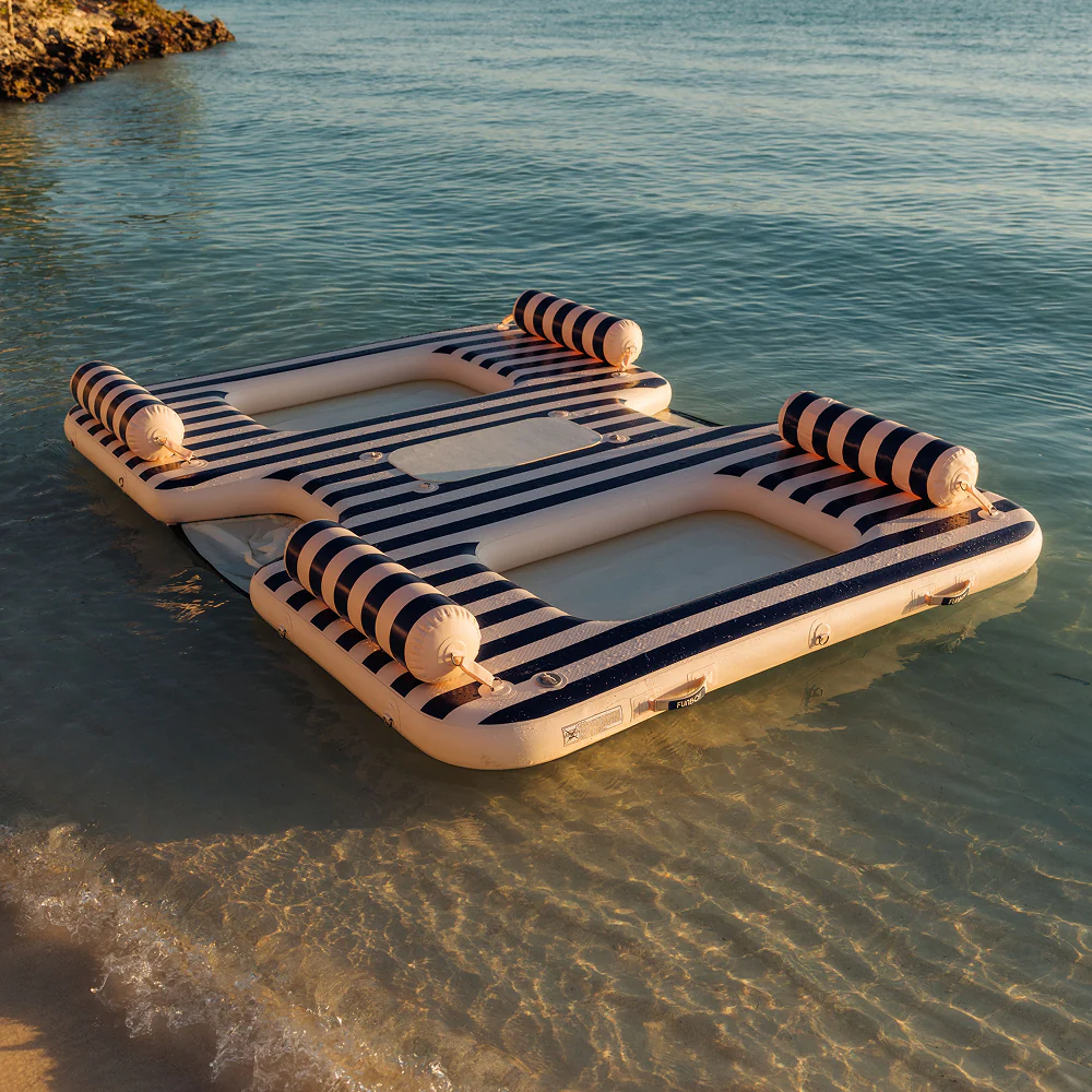 Dayclub Island Float - Image 6