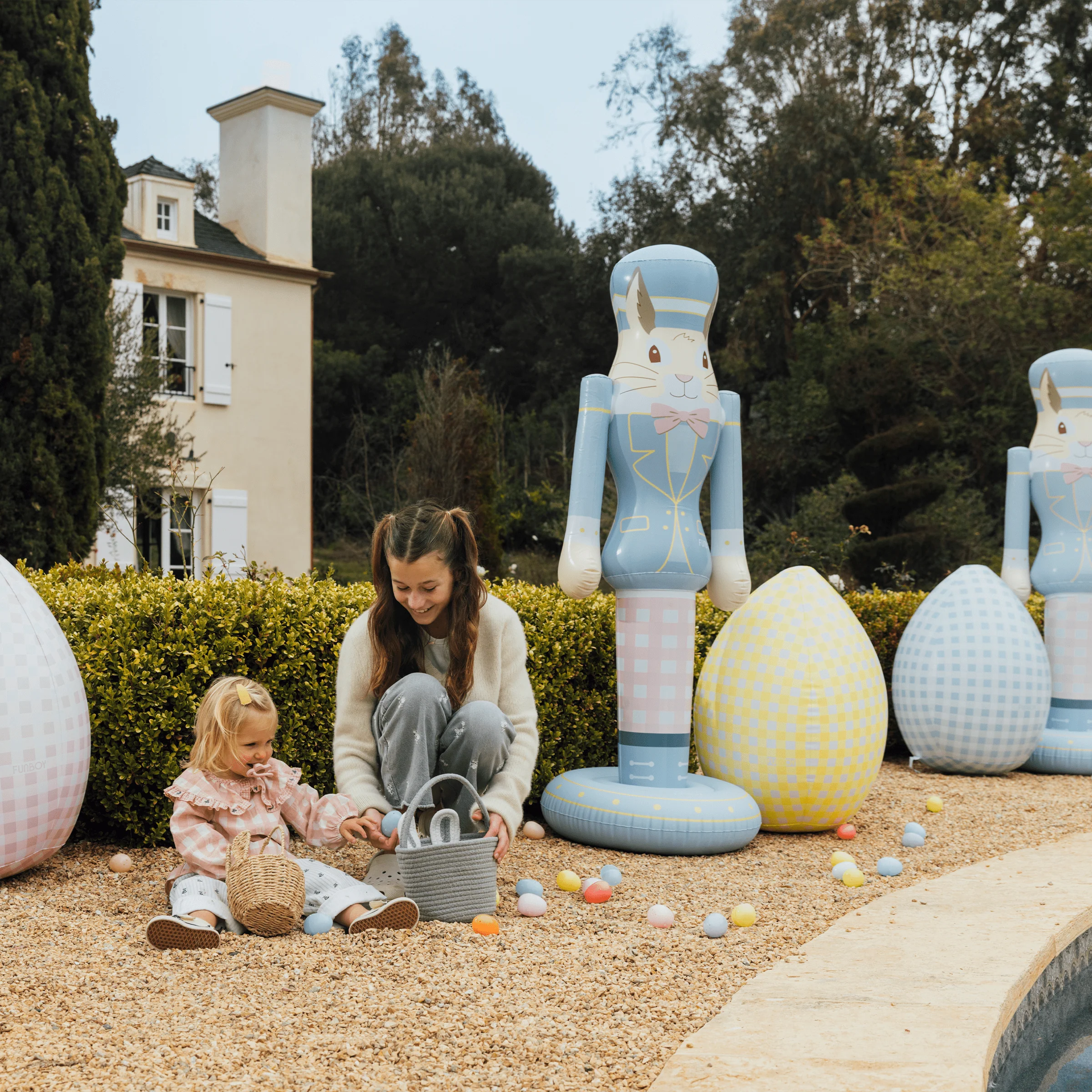 Inflatable Easter Eggs - Image 4