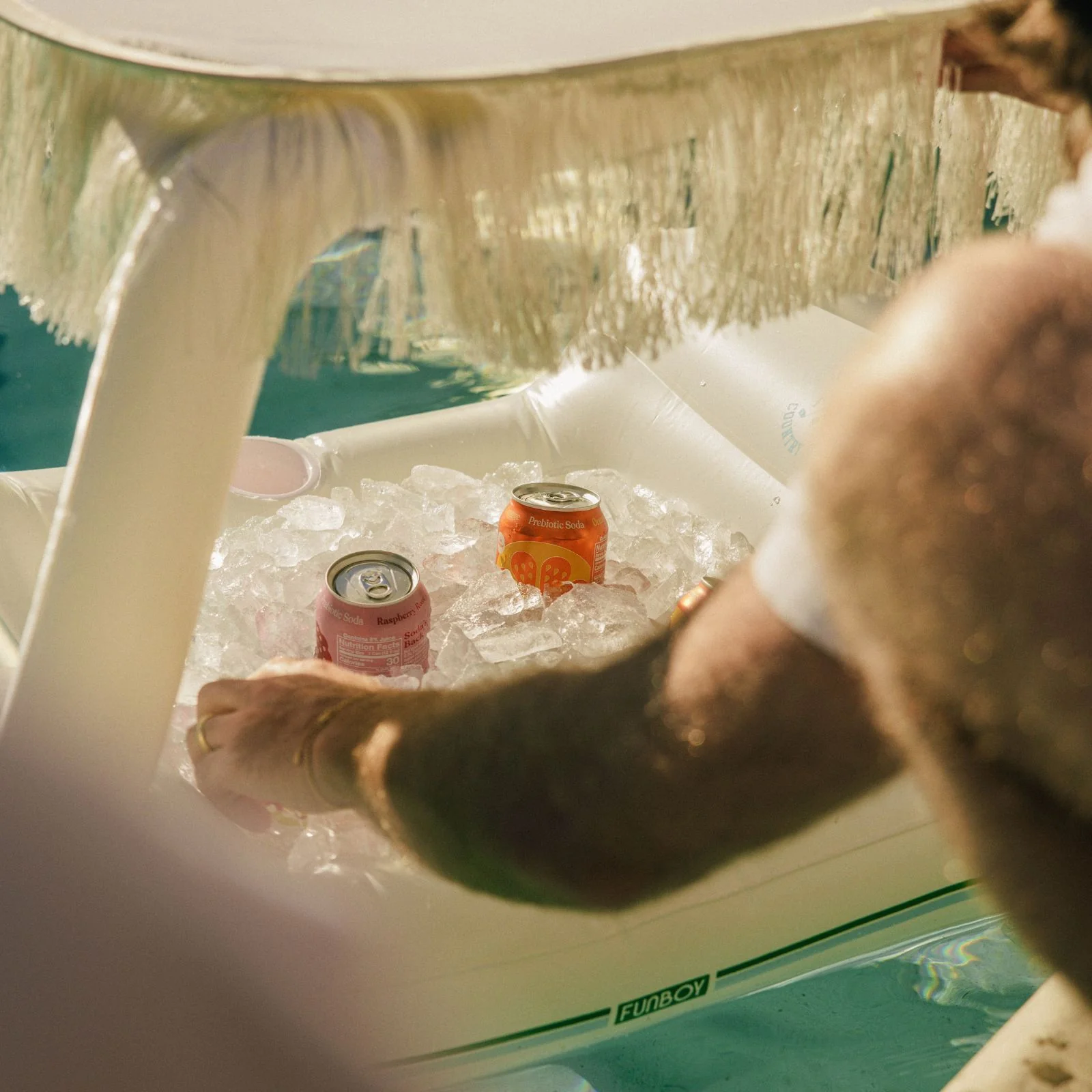 Floating Drink Cooler - Image 5