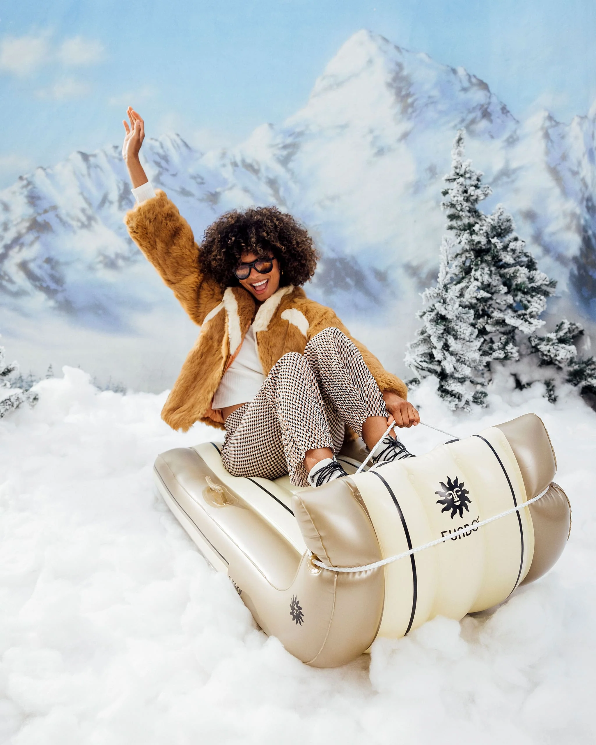 Inflatable Toboggan Snow Sled - Image 3