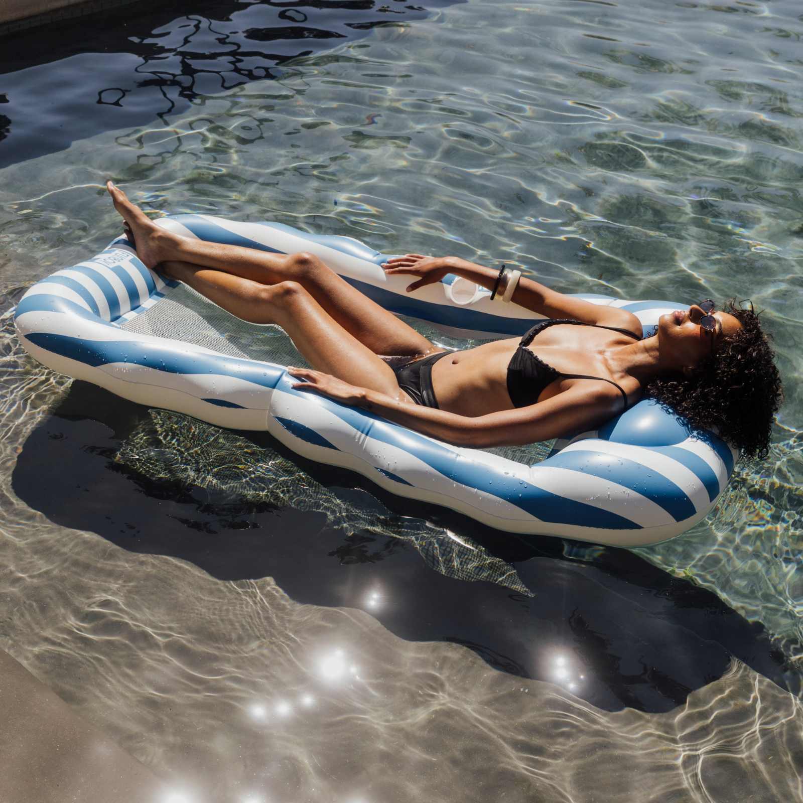 Mesh Lounger - Image 4