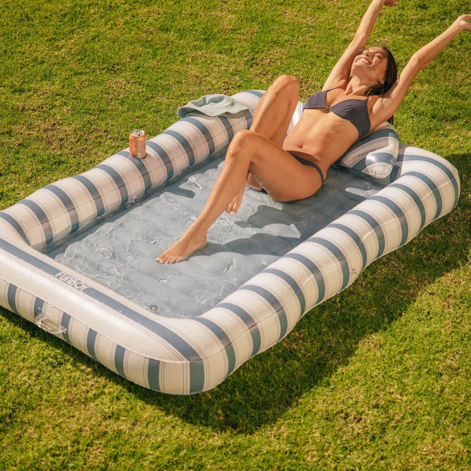 Tanning Pool Lounger - Image 3