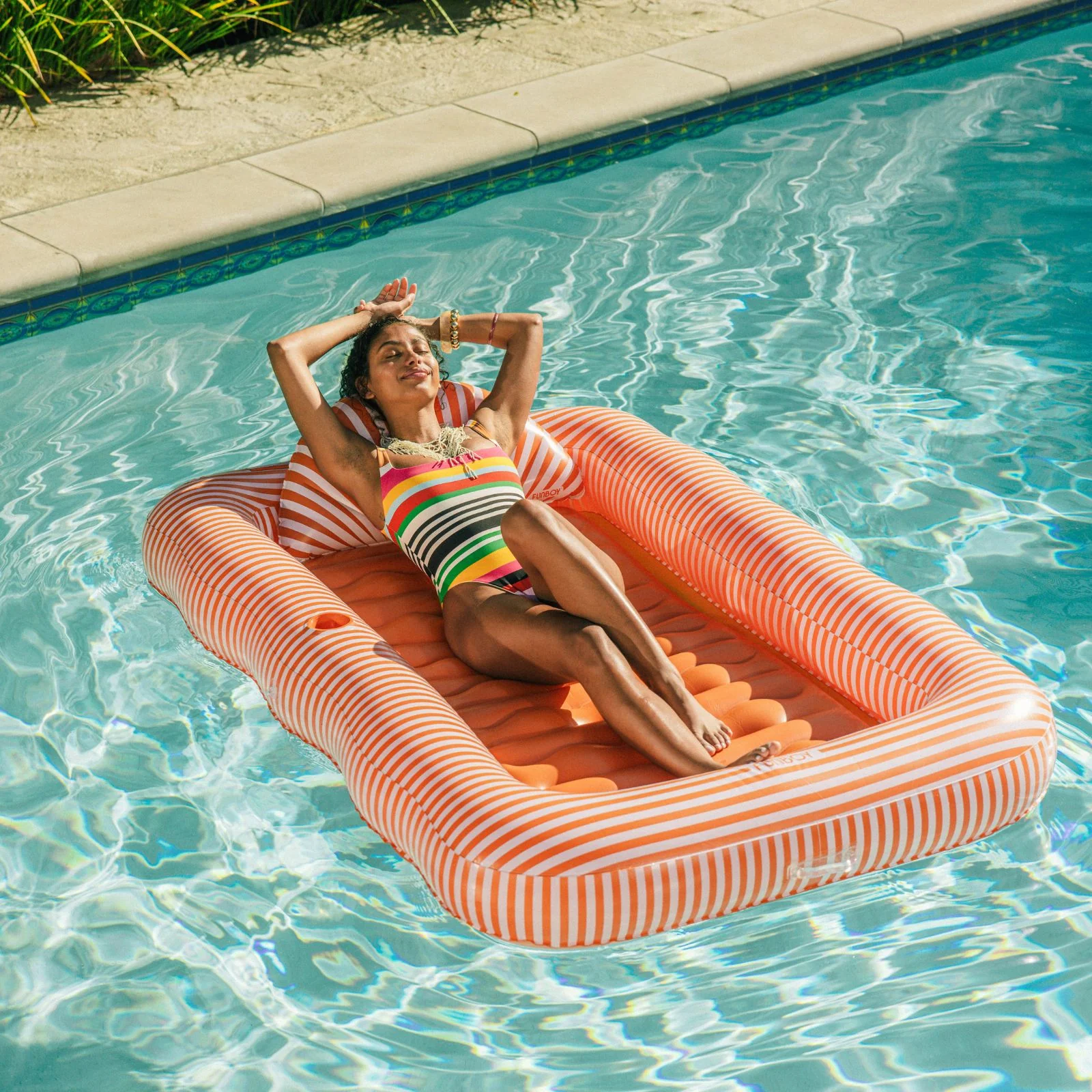 Tanning Pool Lounger - Image 5