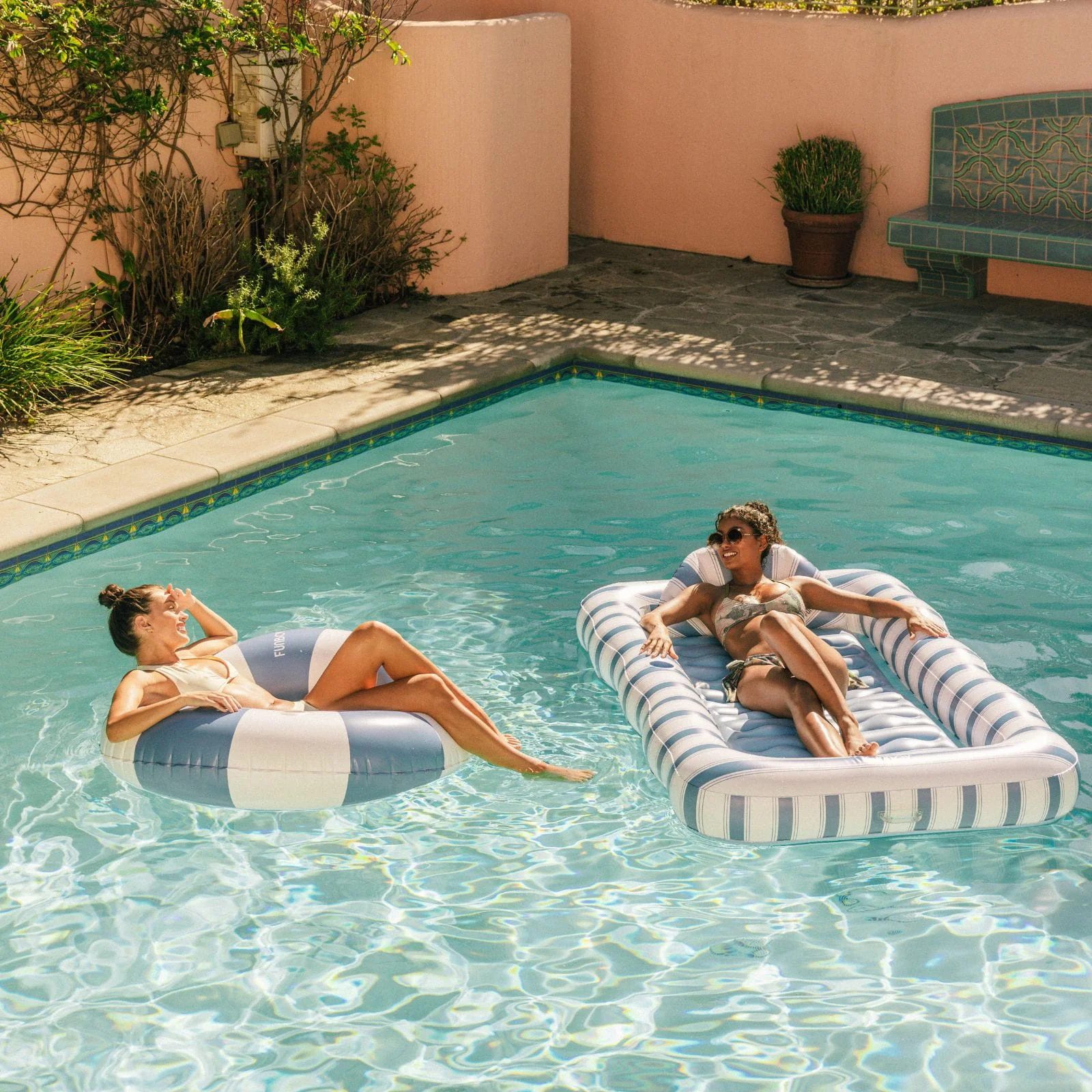 Vintage Tube Float - Image 4