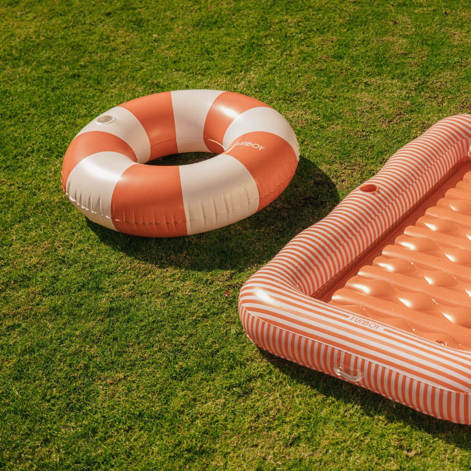 Vintage Tube Float - Image 4