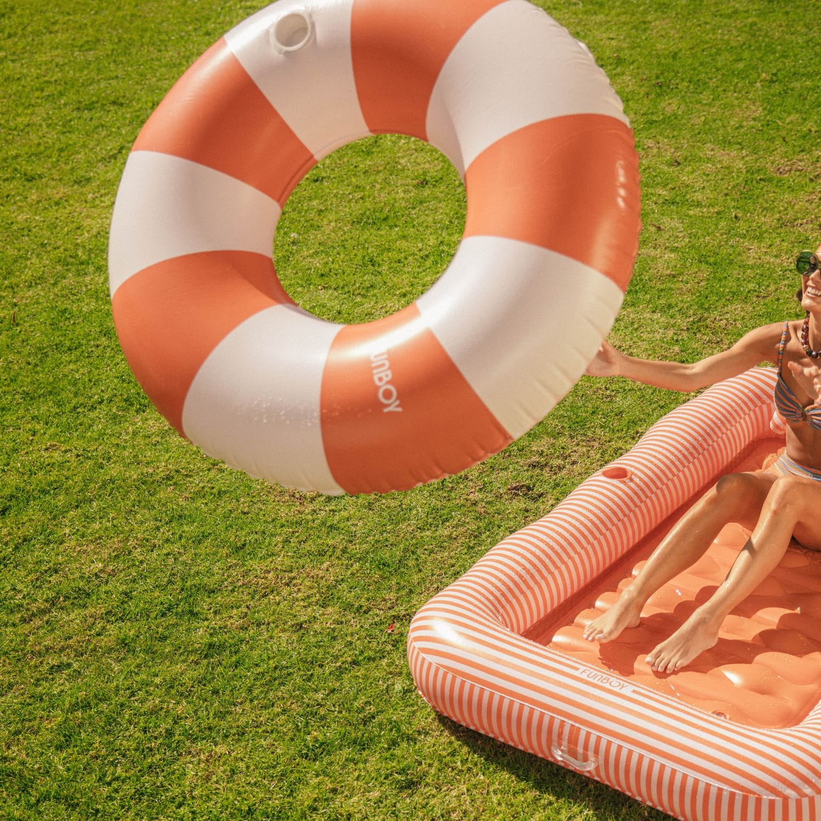 Vintage Tube Float - Image 5