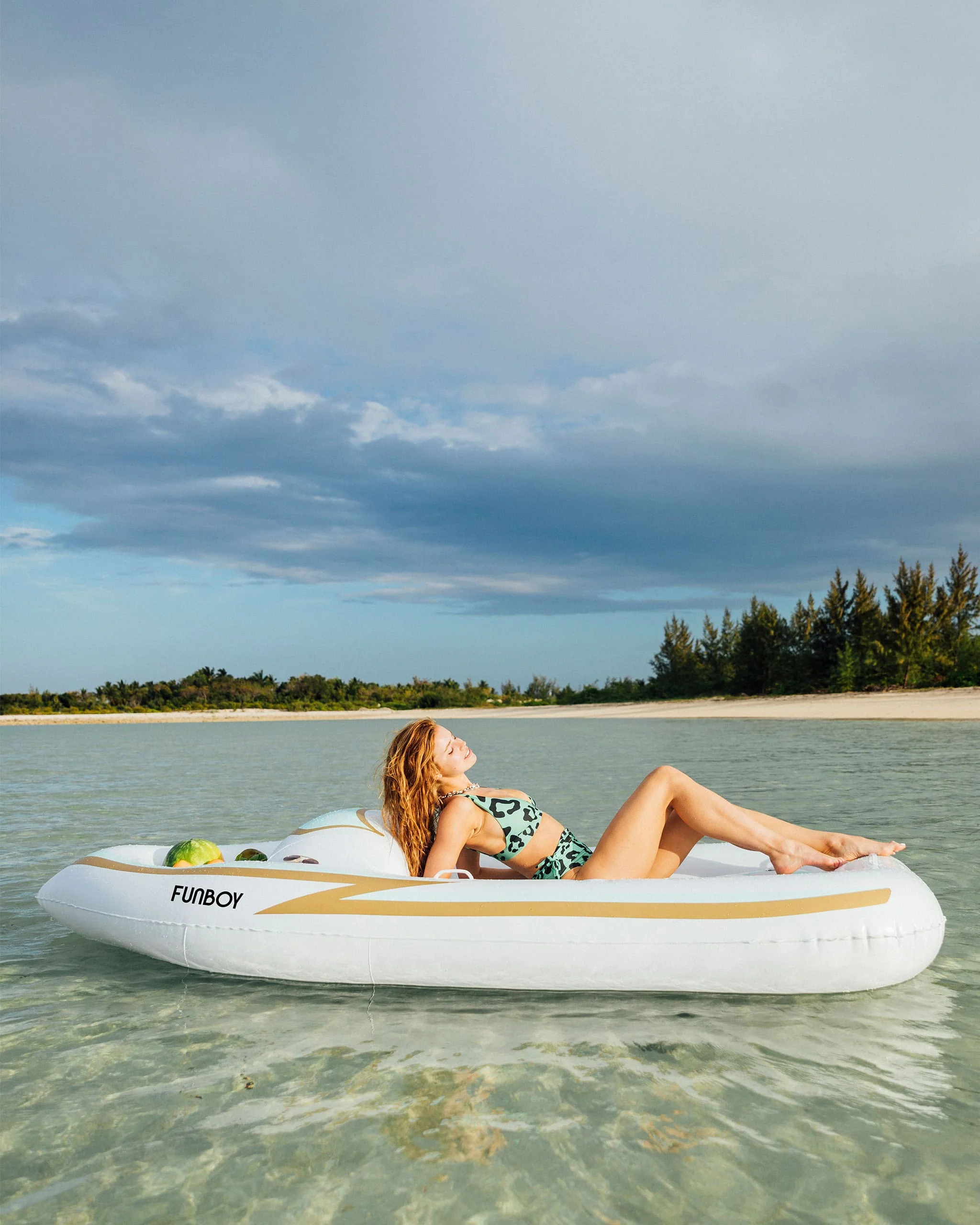 Yacht Pool Float - Image 5
